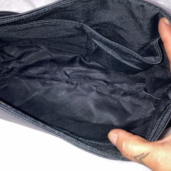 Marc New York Black Crossbody Bag - Picture 4 of 6